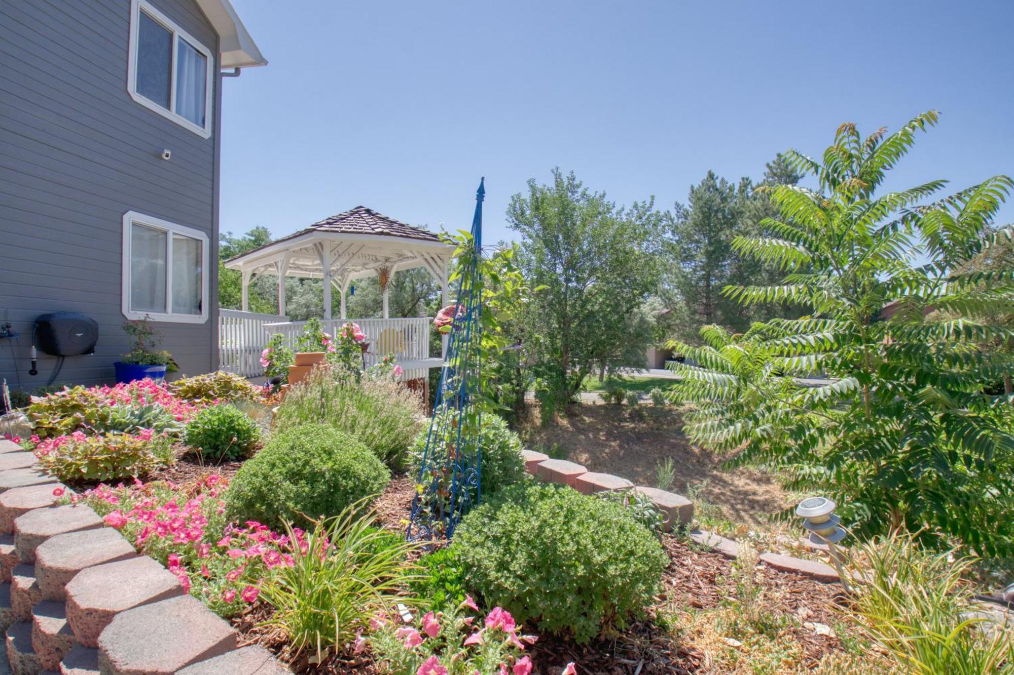 Castle Creek Manor Bed & Breakfast Grand Junction Exterior photo